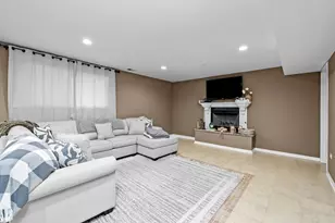 [Address not provided], Burbank, IL 60459 - Photo 21