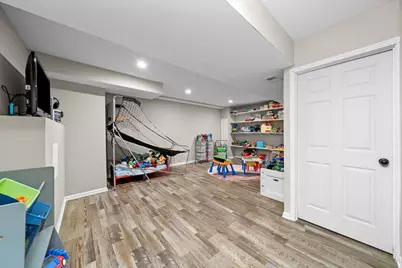 [Address not provided], Burbank, IL 60459 - Photo 17
