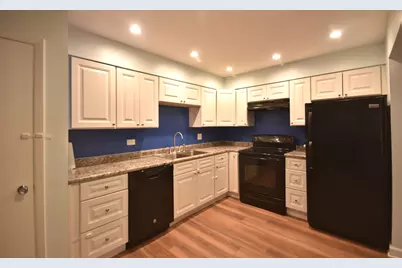 4129 Saratoga Avenue #A214, Downers Grove, IL 60515 - Photo 7