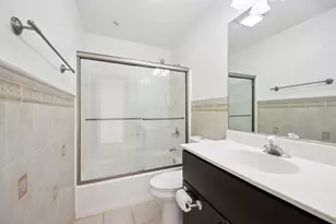 183 W Algonquin Rd, Des Plaines, IL 60016 - Photo 17