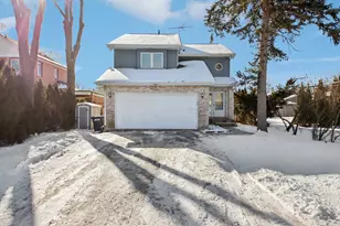 183 W Algonquin Rd, Des Plaines, IL 60016 - Photo 1