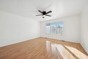 183 W Algonquin Rd, Des Plaines, IL 60016 - Photo 23