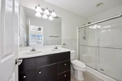 183 W Algonquin Road, Des Plaines, IL 60016 - Photo 25