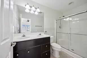 183 W Algonquin Rd, Des Plaines, IL 60016 - Photo 25