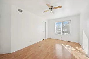 183 W Algonquin Rd, Des Plaines, IL 60016 - Photo 19