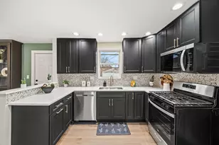 9908 S Maplewood Ave, Chicago, IL 60655 - Photo 9