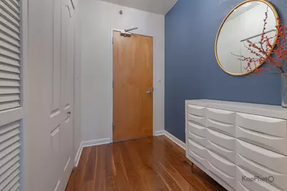 1212 N Wells Street #303, Chicago, IL 60610 - Photo 3