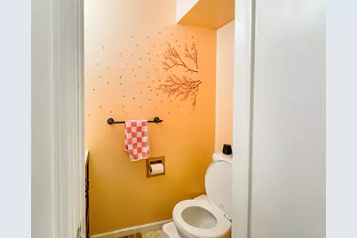 204 Inverrary Lane #204, Deerfield, IL 60015 - Photo 5