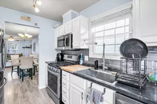 1512 Ogelthorpe Ave, Urbana, IL 61802 - Photo 11