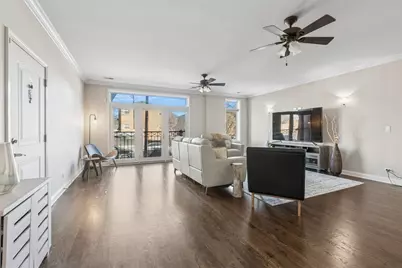 5741 W Lawrence Avenue #1, Chicago, IL 60630 - Photo 5