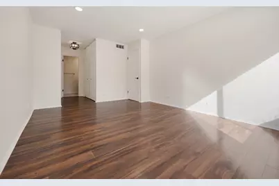 720 Wellington Avenue #117, Elk Grove Village, IL 60007 - Photo 11