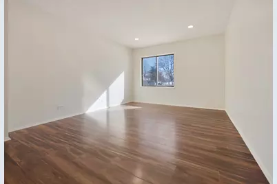 720 Wellington Avenue #117, Elk Grove Village, IL 60007 - Photo 15