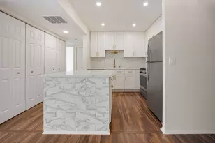 720 Wellington Ave, Elk Grove Village, IL 60007 - Photo 9