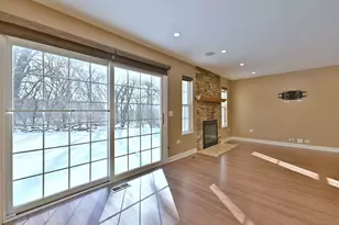 5205 Granite Ct, Crystal Lake, IL 60012 - Photo 5