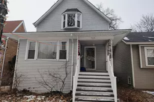 905 Thomas Ave, Forest Park, IL 60130 - Photo 1