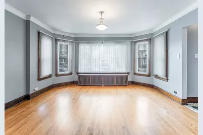 5248 W Wellington Avenue, Chicago, IL 60641 - Photo 3