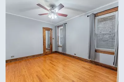 5248 W Wellington Avenue, Chicago, IL 60641 - Photo 13