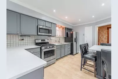 5248 W Wellington Avenue, Chicago, IL 60641 - Photo 7