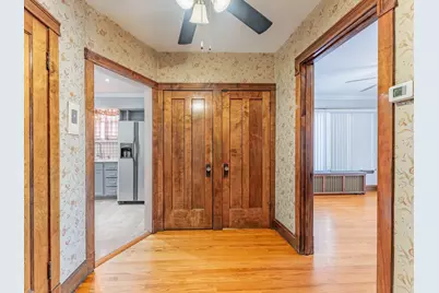 5248 W Wellington Avenue, Chicago, IL 60641 - Photo 9