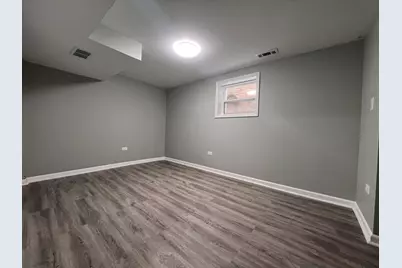 5933 S Richmond Street, Chicago, IL 60629 - Photo 17