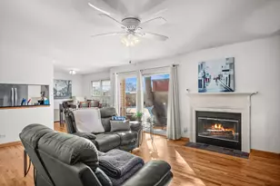 1923 Ozark Pkwy, Algonquin, IL 60102 - Photo 7