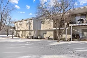 47 E Gant Circle, Streamwood, IL 60107 - Photo 19