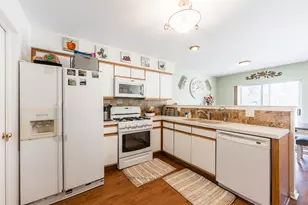 906 Ainsley Dr, West Chicago, IL 60185 - Photo 11