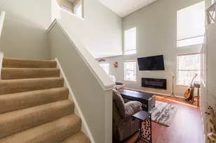 906 Ainsley Dr, West Chicago, IL 60185 - Photo 3