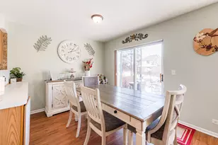 906 Ainsley Dr, West Chicago, IL 60185 - Photo 9