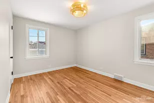 253 Park Ct, Bellwood, IL 60104 - Photo 9