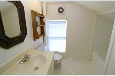 726 S Jefferson Street, Woodstock, IL 60098 - Photo 23