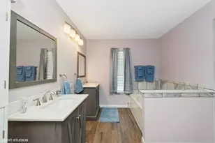 11061 Bayou Ct, Huntley, IL 60142 - Photo 17