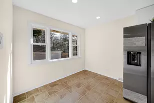 591 Paxton Ave, Calumet City, IL 60409 - Photo 17