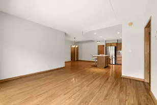 7420 W Lawrence Ave, Harwood Heights, IL 60706 - Photo 9