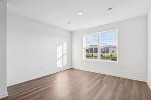 871 Briar Gln Ct, Hampshire, IL 60140 - Photo 3