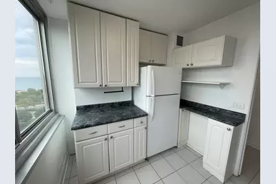 5601 N Sheridan Road #14E, Chicago, IL 60660 - Photo 3