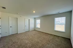 128 Henderson St, Oswego, IL 60543 - Photo 5