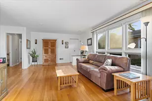 4443 Church St, Skokie, IL 60076 - Photo 5