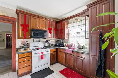 527 Jackson Street, Aurora, IL 60505 - Photo 9