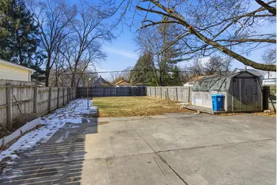 527 Jackson Street, Aurora, IL 60505 - Photo 3