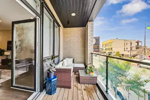 2341 W Chicago Ave, Chicago, IL 60622 - Photo 17