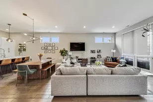 2341 W Chicago Ave, Chicago, IL 60622 - Photo 3