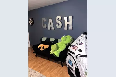 3330 Airport Road, Peru, IL 61354 - Photo 11