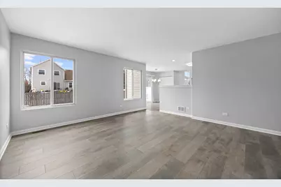 631 Kingsbrooke Crossing, Bolingbrook, IL 60440 - Photo 15