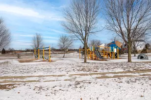 631 Kingsbrooke Crossing, Bolingbrook, IL 60440 - Photo 39