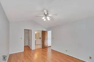 577 Canterbury Dr, Carol Stream, IL 60188 - Photo 19