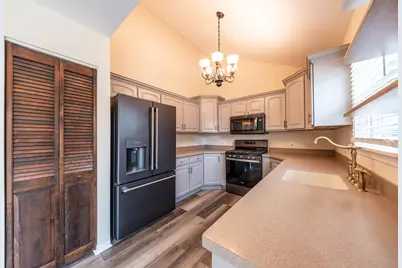 135 Seton Creek Drive, Oswego, IL 60543 - Photo 11