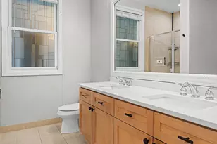 1132 W Wolfram St, Chicago, IL 60657 - Photo 13