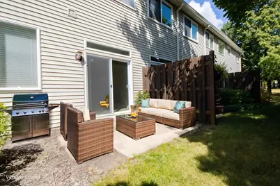 1409 Doolittle Lane #1409, Grayslake, IL 60030 - Photo 9