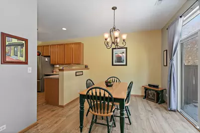 2920 Langston Circle #2920, Saint Charles, IL 60175 - Photo 7